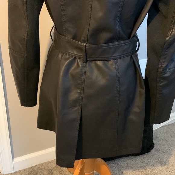Black Leather Coat w/Removal Faux Fur Collar NEW - Picture 6 of 13